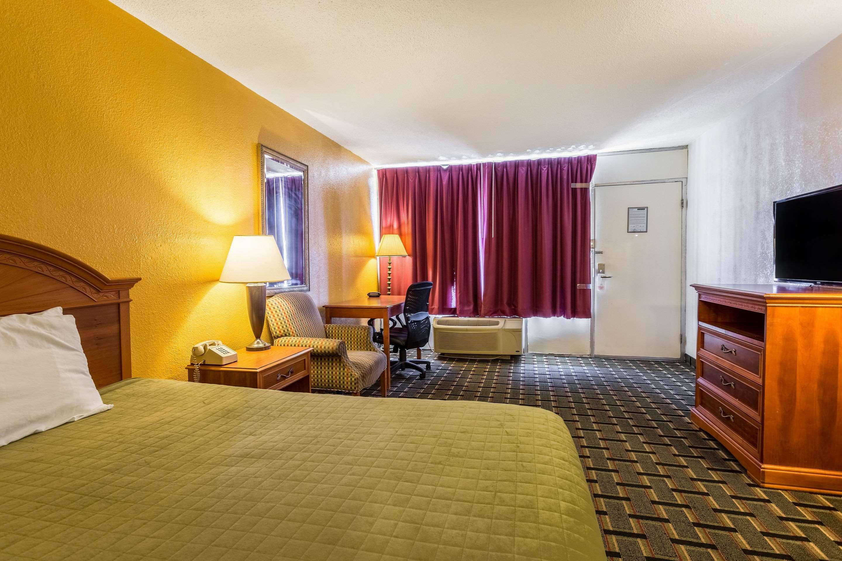 Rodeway Inn Denmark-Jackson Exteriér fotografie